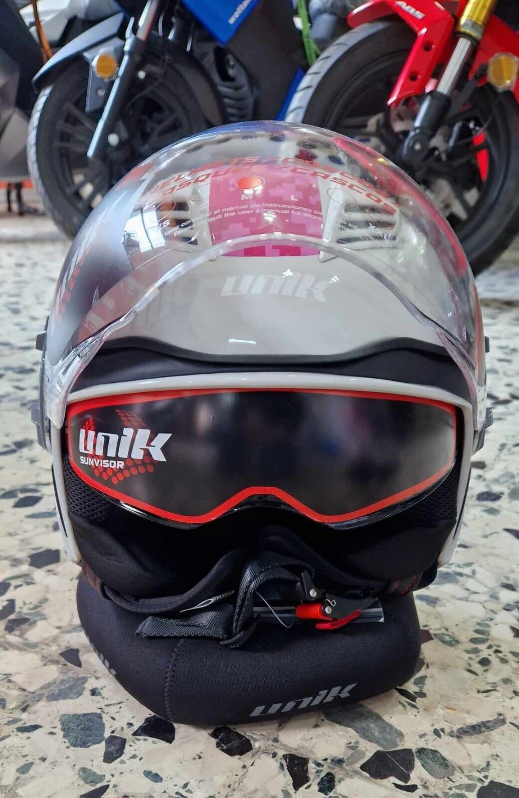 CASCO UNIK omologazione ECE22.06 BIANCO e ROSA con DOPPIA VISIERA