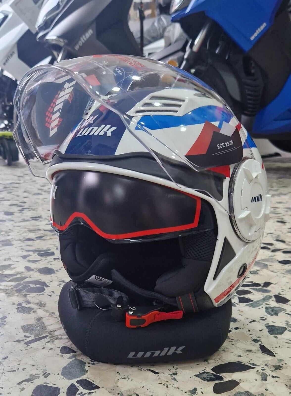 CASCO UNIK omologazione ECE22.06 BIANCO e BLU DOPPIA VISIERA