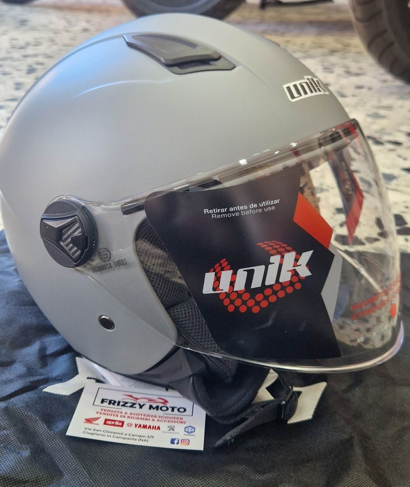 CASCO UNIK omologazione ECE 22.06 VISIERA LUNGA Trasparente
