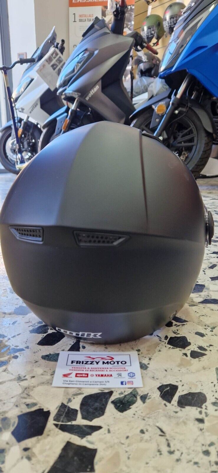 CASCO UNIK omologazione ECE 22.06 VISIERA LUNGA Trasparente
