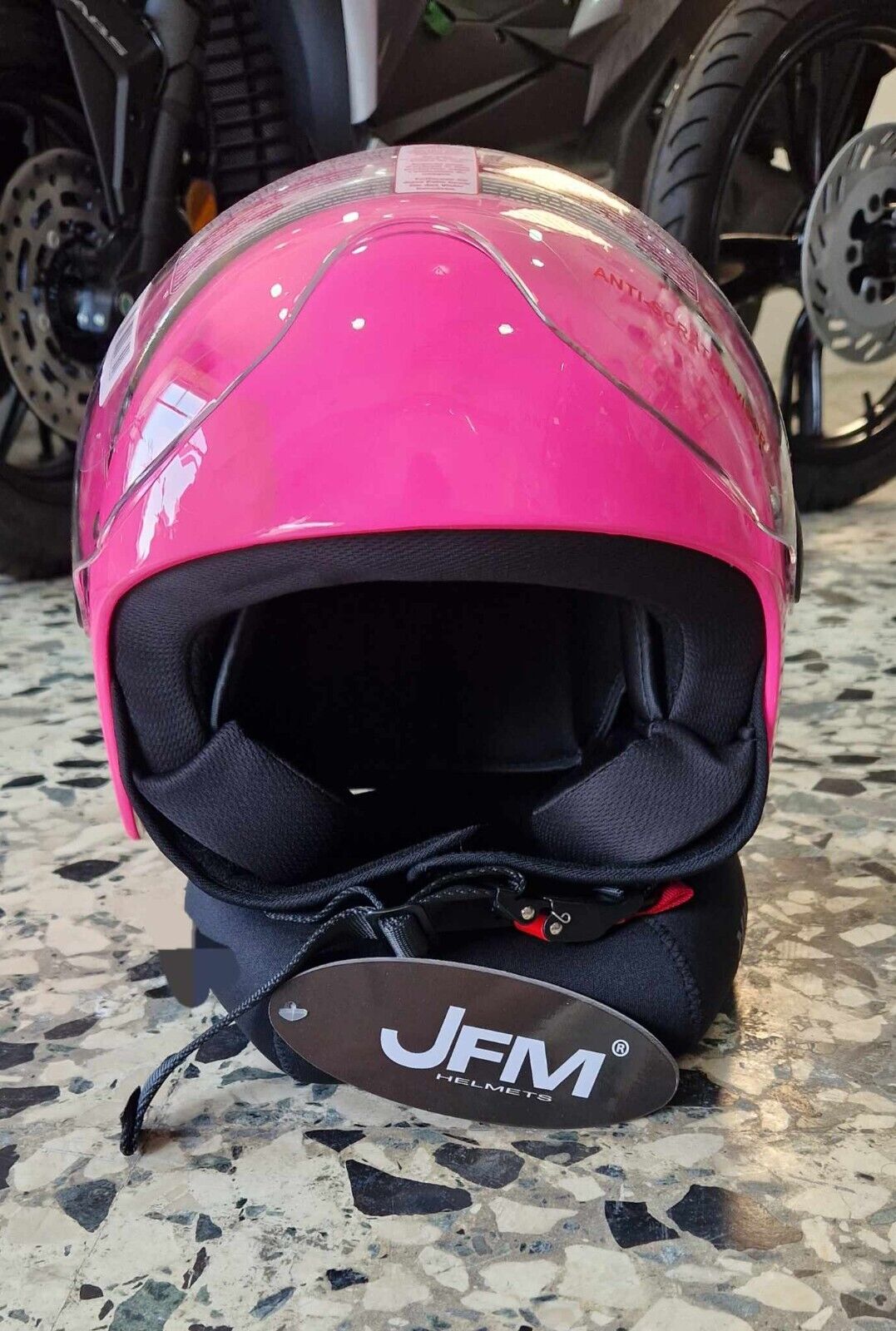 CASCO JFM omologazione ECE 22.06 ROSA LUCIDO con VISIERA CORTA